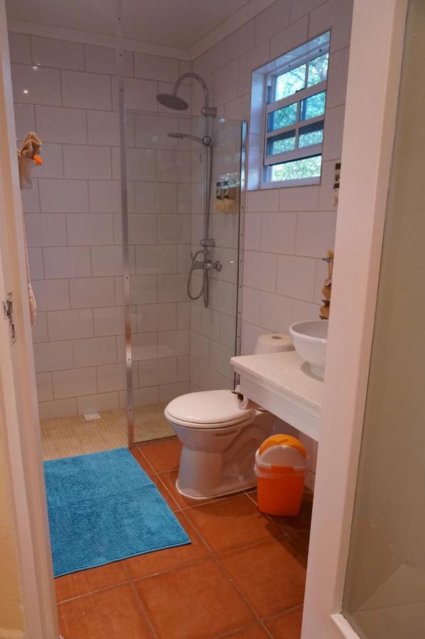 Carinas Studio Apartments Palm Beach Bagian luar foto